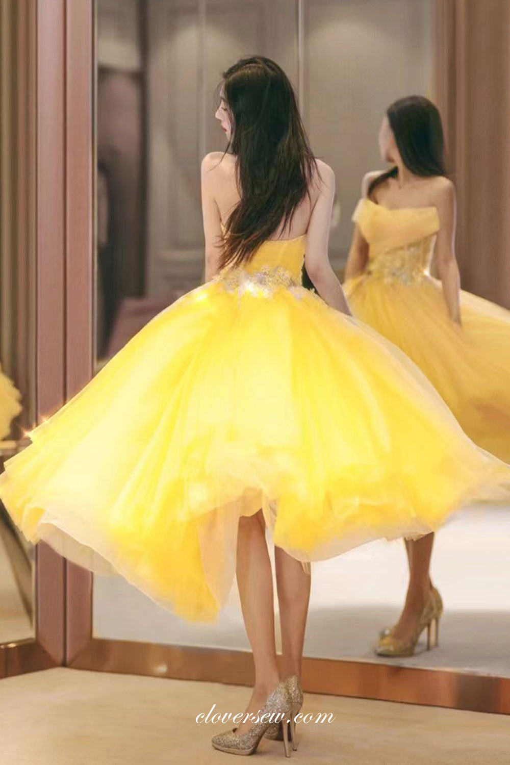 Yellow Puffy Short Prom Dresses