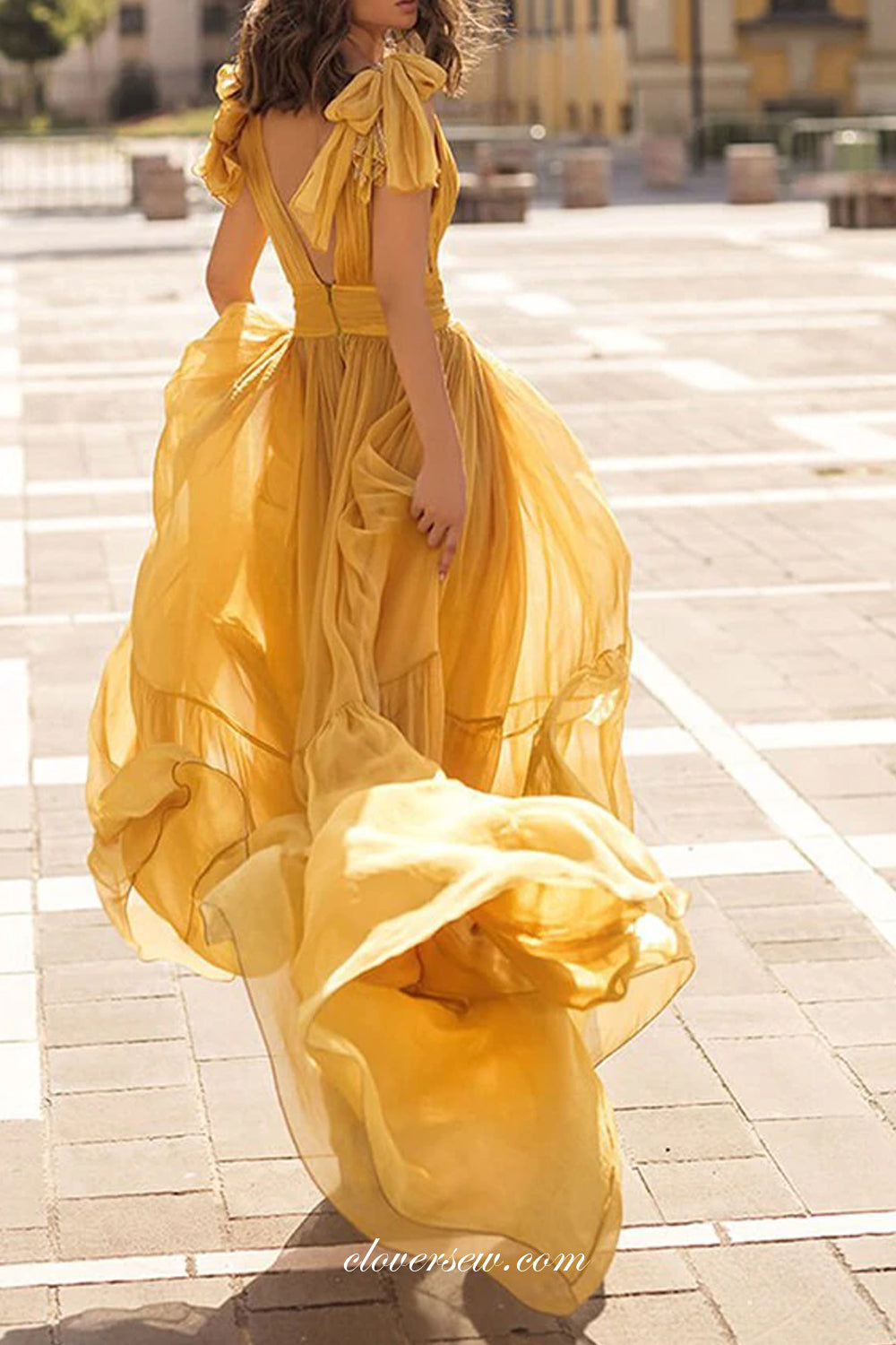 Flowy Tulle Dress Yellow